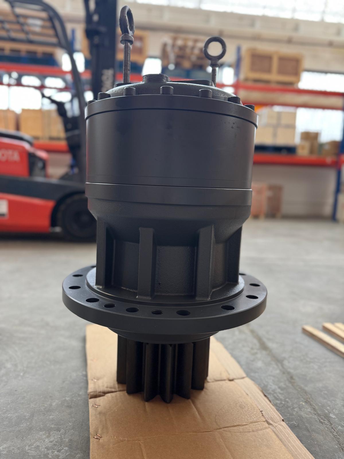 Volvo EC700, EC700B, EC700C Swing gearbox P/N: 14668228