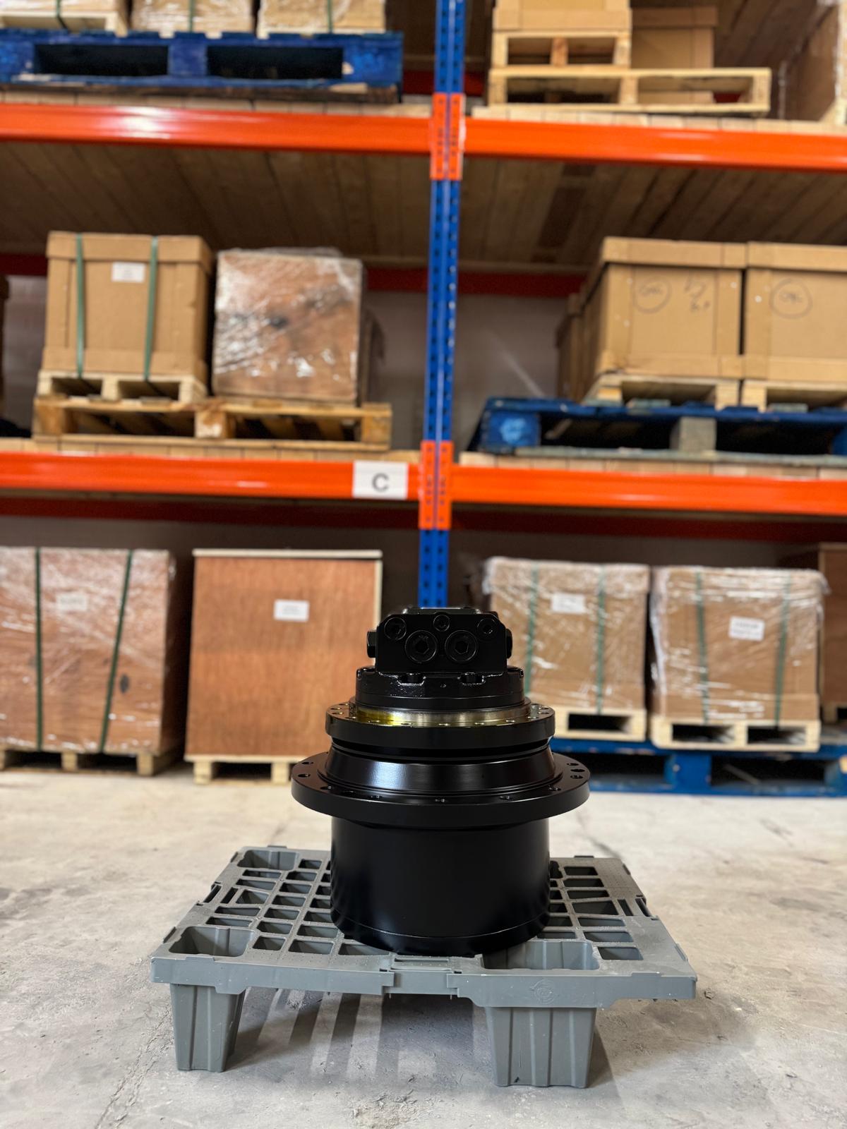 Excavator swing motor and hydraulic drive replacement part