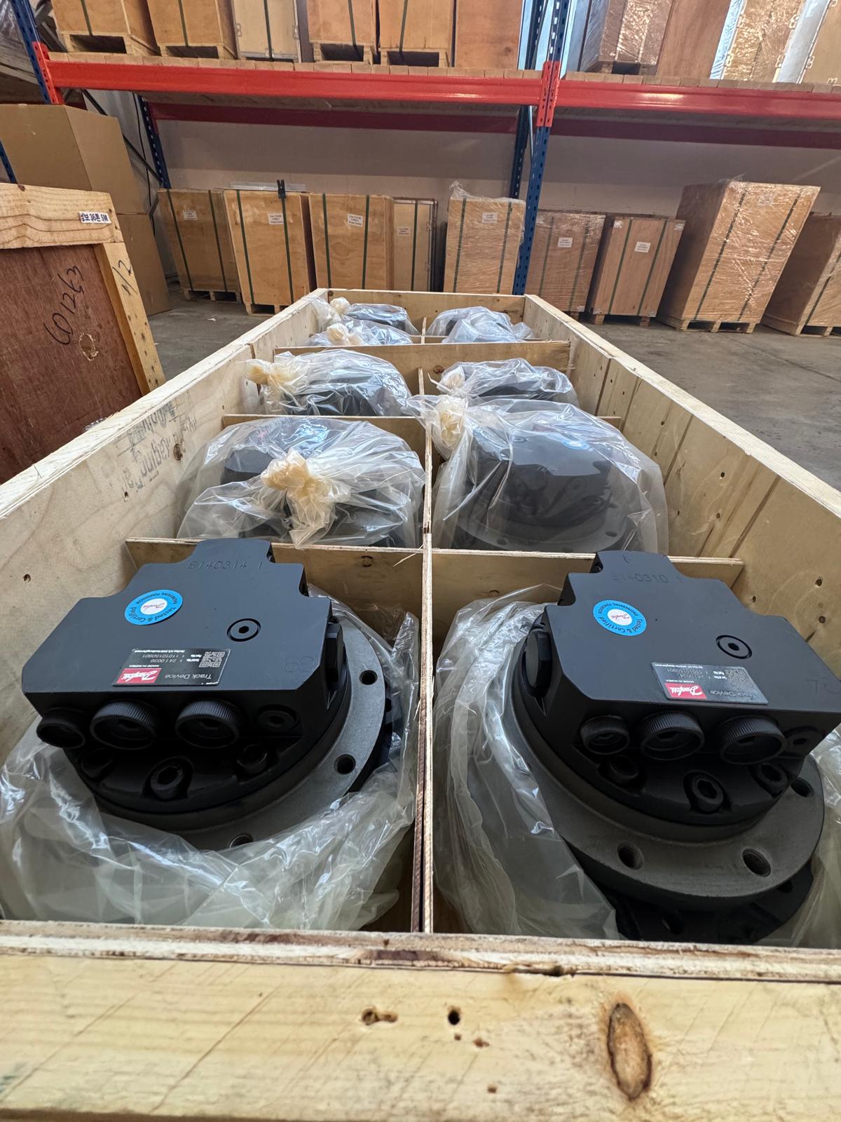 Eaton hydraulic travel drives for construction and heavy equipment