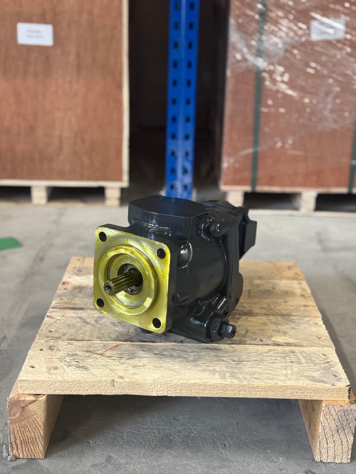 Komatsu PC27R-8 Hydraulic Pump OEM: 708-1S-00130