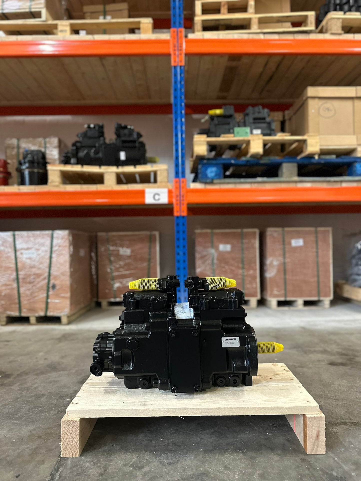 Volvo EW130 Hydraulic Pump P/N: 1142-00660