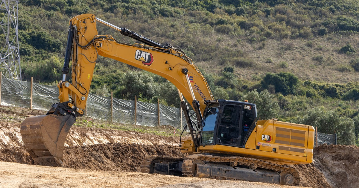 Choosing the Right Travel Gearbox for Your CAT Excavator