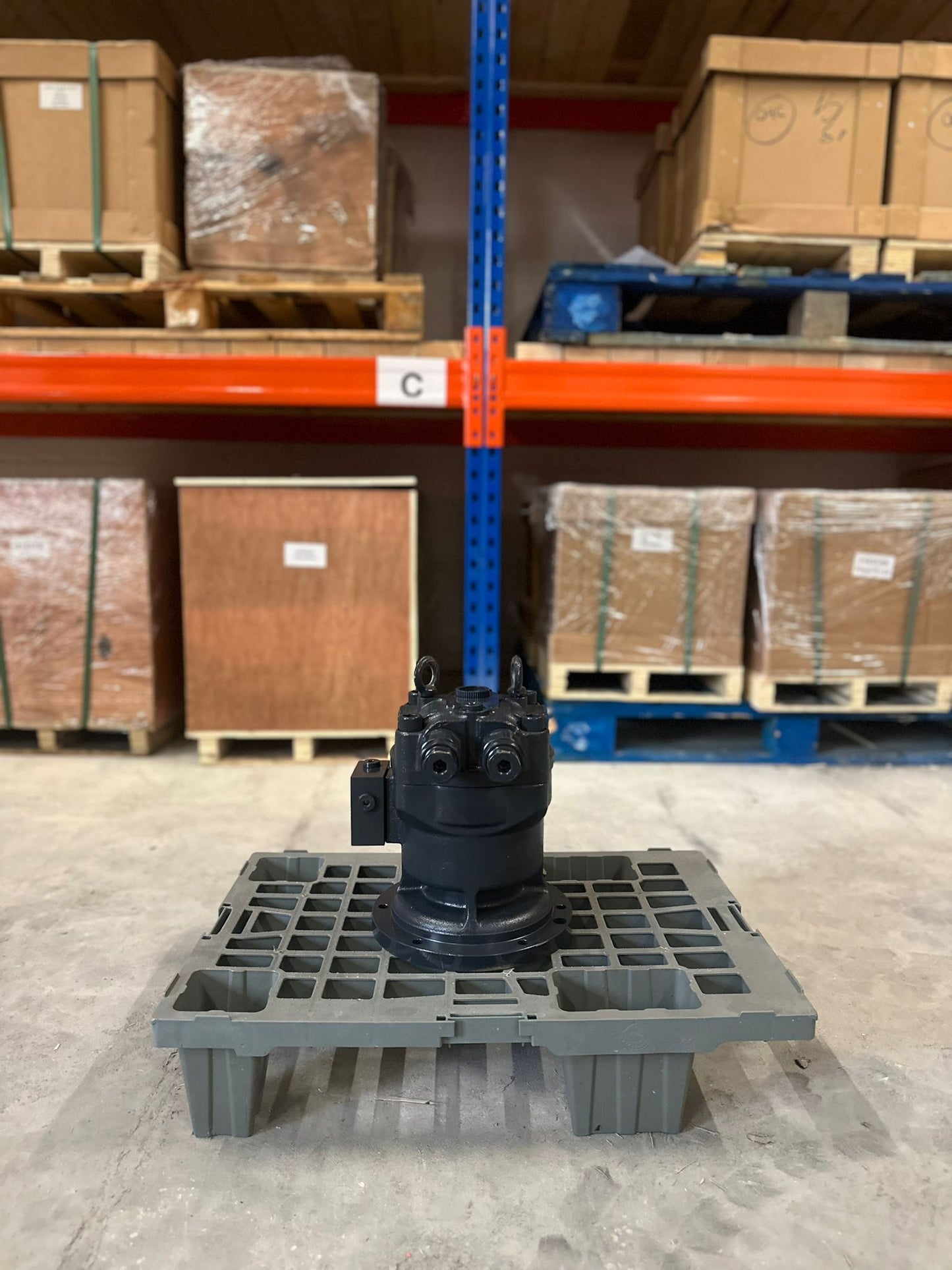 Hitachi ZX120 & ZX135 Swing Motor OEM HMS072AG-2UA