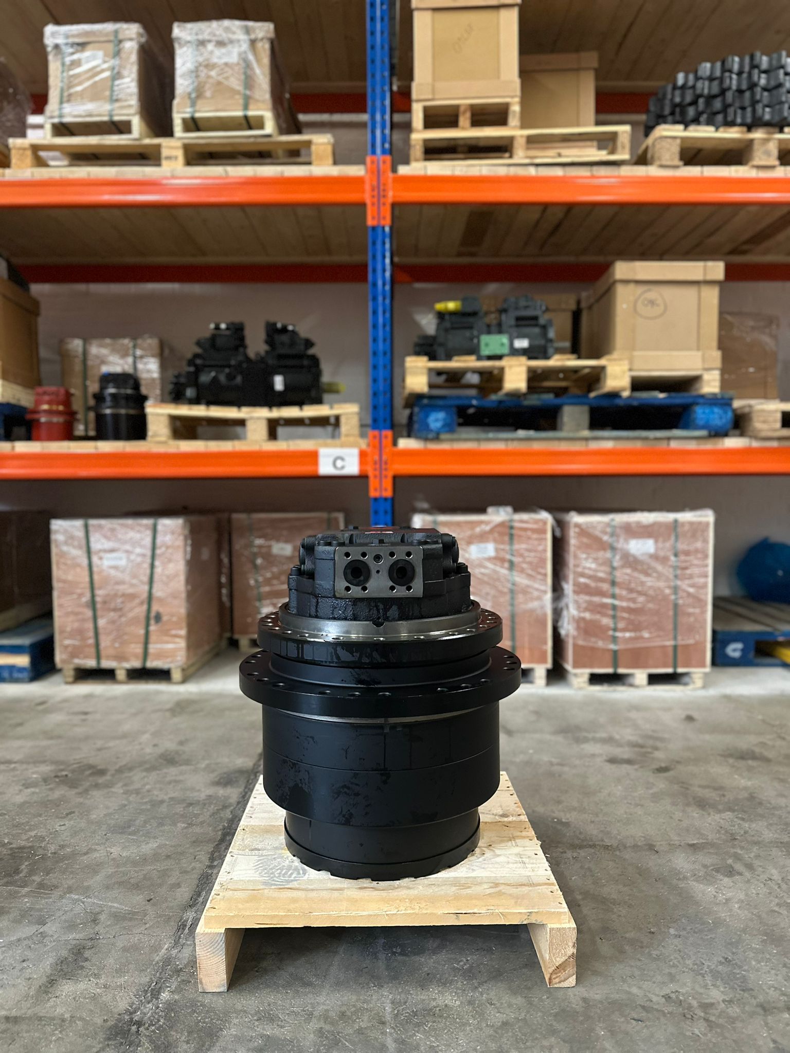 Linkbelt 330LX final Drive P/N: KSA10220